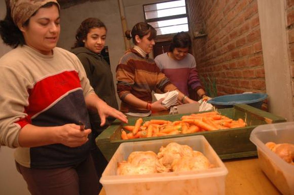 Almuerzo para 700 personas y por la patrona de Bolivia