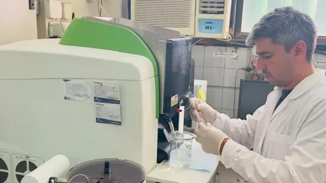 Diario de Cuyo | Oportunidad. En la UNSJ llevan años desarrollando nanotecnología en el Instituto de Investigaciones Mineras y hoy podrían sumar más profesionales.