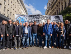 tras reunirse con el papa, la cgt advirtio que podrian convocar a una medida de fuerza si el gobierno no abre el dialogo