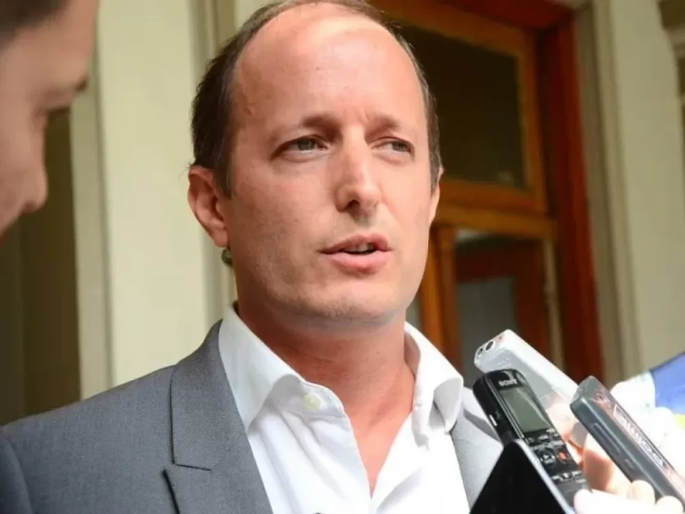 Martín Insaurralde tiene coronavirus