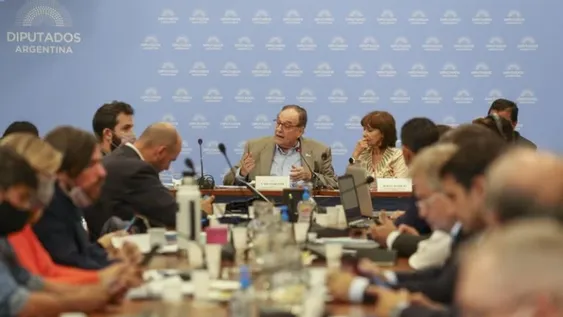 El oficialismo cedió y hoy se debate el acuerdo con el FMI