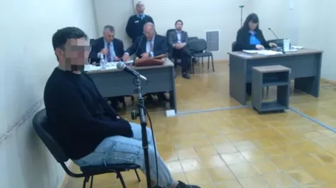 El sospechoso pasó tres meses en la cárcel y llegó libre al juicio. El viernes se decide su suerte procesal.