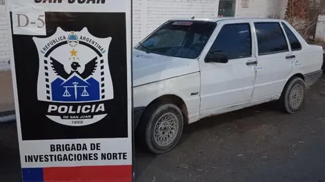 Recuperaron en Pocito un auto robado hace casi 10 años en Buenos Aires