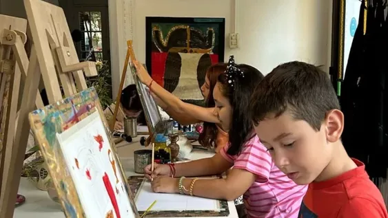 “El grito nos une”, la muestra de arte que llega con varios talleres gratuitos al Conte Grand