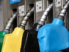 El alza de 1,1% regirá desde este domingo 1° de marzo. El alza de 1,1% regirá desde este domingo 1° de marzo.