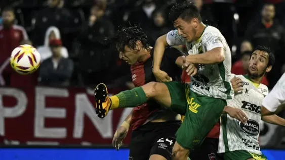 Newell’s y Defensa y Justicia, bajo un diluvio y sin goles