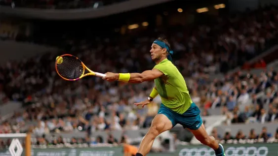 Nadal va por su 14° título en Roland Garros tras la lesión de su rival
