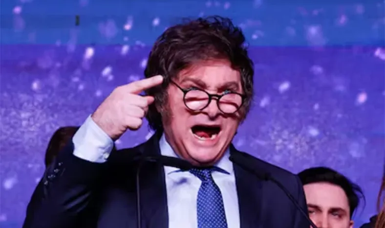 Los filtros que no se activaron para que se publique el tuit del criptogate