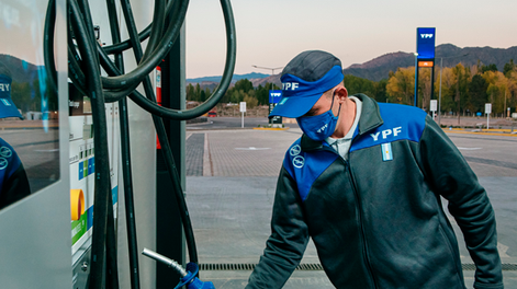 Los vehículos con patente extranjera sólo podrán cargar Infinia Diesel a $240 el litro