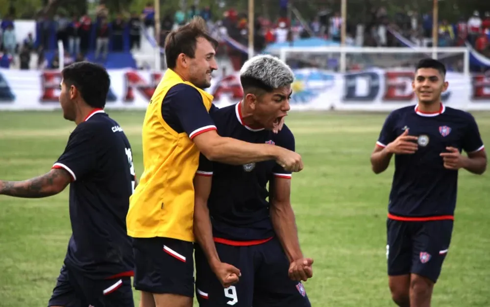Peñarol tomó un poco de aire