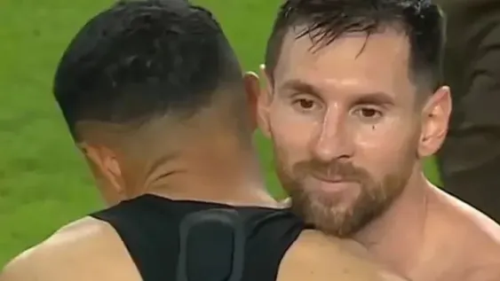 Le tocó hacerle marca personal a Messi y contó su charla: “¿Me vas a seguir todo el partido?”