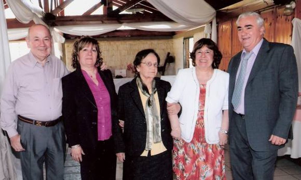 90 velitas para Mirta Morales