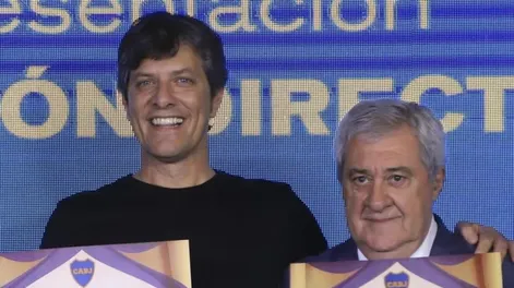 El blooper de Ameal durante su asunción en Boca: ¡se equivocó el nombre de Riquelme!