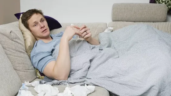 Estudio confirmó que los hombres no exageran los síntomas del resfrío