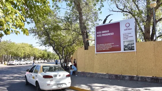 La Terminal de Ómnibus, sitiada por las obras de remodelación