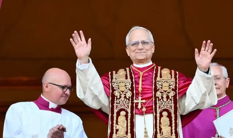 Robert Prevost, cardenal de EE.UU. con nacionalidad peruana, es el nuevo Papa de la Iglesia católica con el nombre León XIV