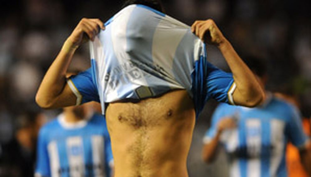 Racing perdió frente a Tigre en Avellaneda