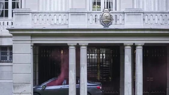 Chile: destrozos en el consulado argentino tras marcha por Maldonado