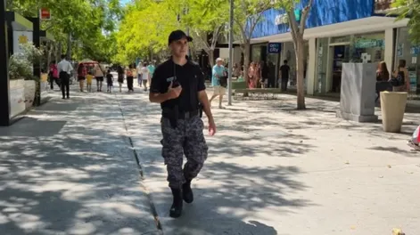 Los opertativos de seguridad previos a las fiestas de fin de año arrancan mañana en la zona comercial del Gran San Juan.
