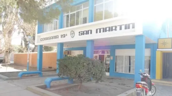 Un hombre sufrió múltiples fracturas en un choque entre dos motos