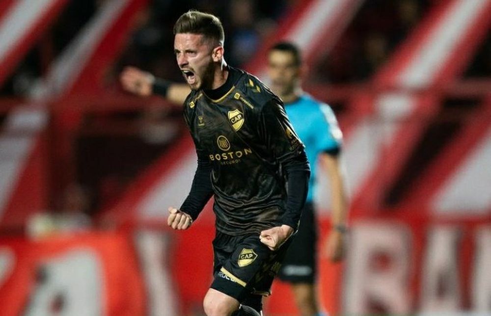 Platense fue pura eficacia y afirmó su paternidad ante Argentinos