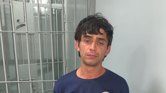 El detenido intentó asaltar a una adolescente y le robó el celular a un hombre.&nbsp;