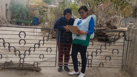 En las zonas alejadas la llegada de los censistas se vive como una fiesta