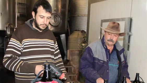 Avanza el vino que se llama como el virus