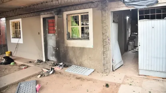 Asesinan a balazos a un hombre y dos de sus familiares resultaron heridos