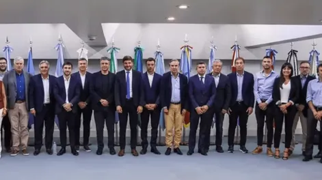 Orrego, entre los 14 gobernadores que ya confirmaron que asistirán al discurso de Milei en el Congreso