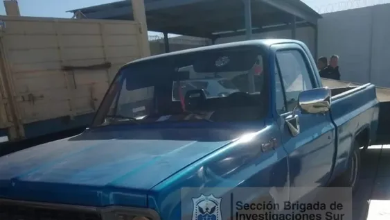 Hallan un carro sustraído