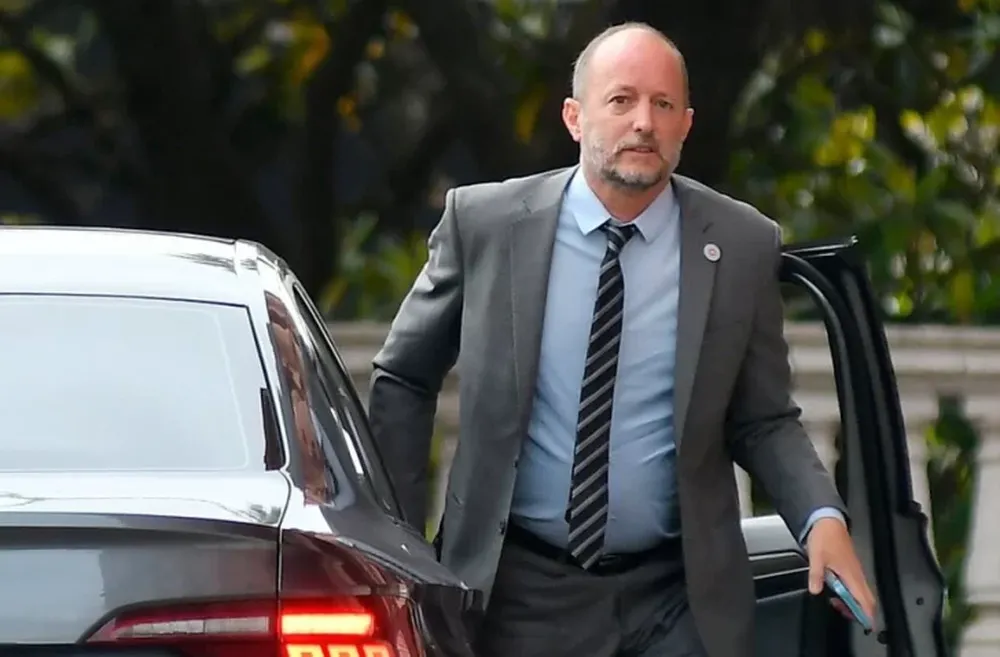 Fiscal imputa a Cirio, a Clerici y a Insaurralde