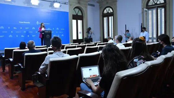 Una Empresa Nacional de Alimentos ya provoca fuertes críticas de la oposición