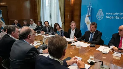 Ayuda fiscal y créditos al campo por la sequía