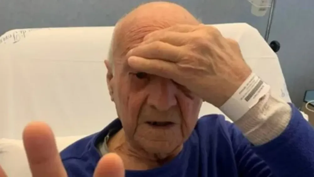 Un hombre que era ciego volvió a ver tras un autotrasplante de ojo