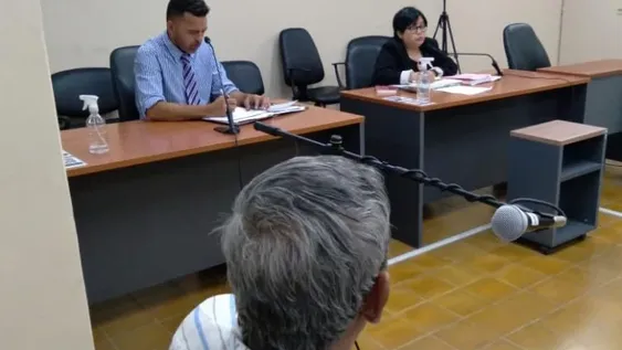 ¿Abusaba de una bisnieta de 13 años y pagaba por sexo a otra que tiene 15?