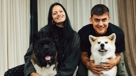Los Sabatini-Dybala contrataron una nutricionista para sus perros
