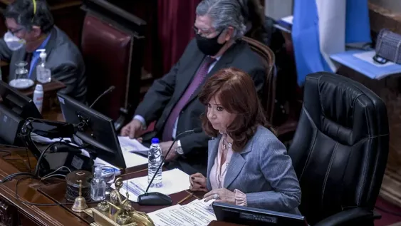 La reforma judicial se abre paso en el primer test en el Congreso