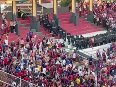 violencia extrema en el clasico paraguayo entre olimpia y cerro porteno: cruce entre los hinchas y la policia violencia extrema en el clasico paraguayo entre olimpia y cerro porteno: cruce entre los hinchas y la policia
