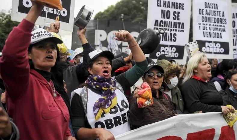 Violenta protesta piquetera