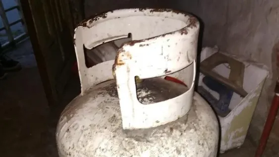 Explotó una garrafa y generó el incendio de una vivienda