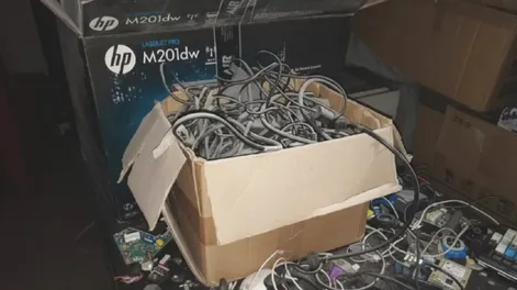 Colegio ayuda a reciclar aparatos eléctrico