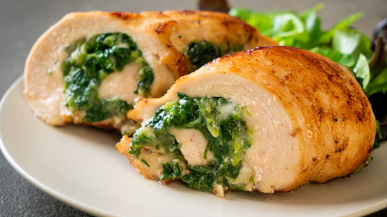Receta de pechugas de pollo rellenas con espinaca y queso