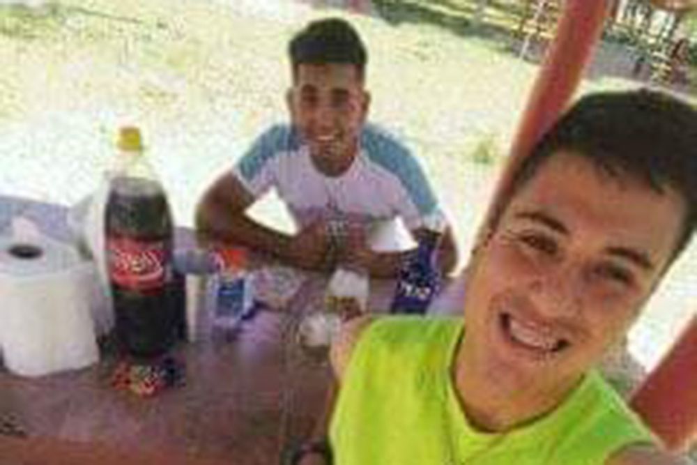 Imputan un crimen con 2 agravantes al joven que mató a su novio policía