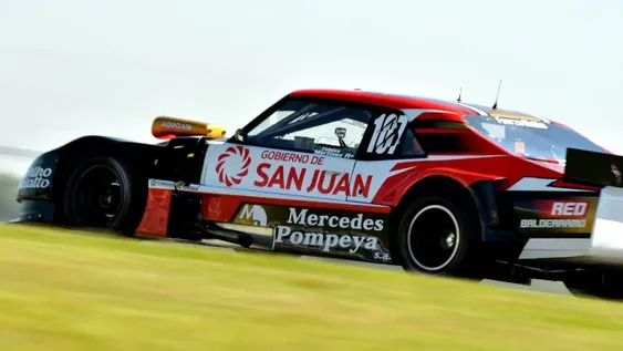 Martínez larga desde la 2da fila en el TC Pista Mouras