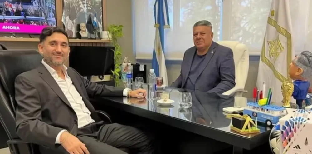 En medio del escándalo en AFA, el Gobierno denunció a la financiera ligada a Chiqui Tapia por lavado de $818 mil millones