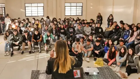 Enseñan a separar residuos