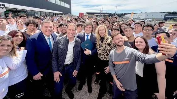 Milei apoyó la candidatura de Santilli y apuntó a la seguridad: “Narcos y chorros, la van a pasar mal”