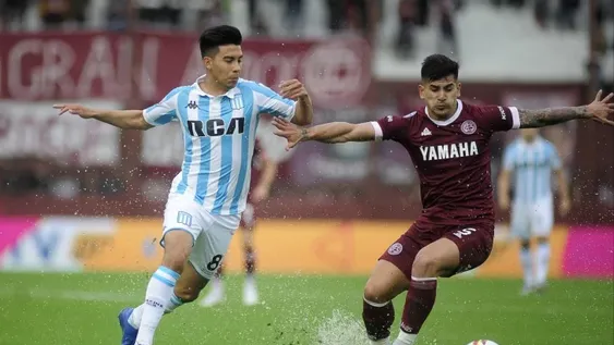 Racing superó con lo justo a Lanús y sigue como único puntero