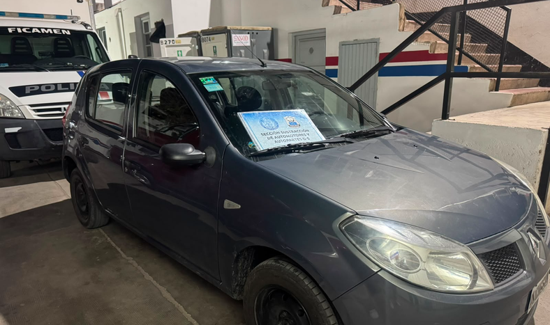 Auto secuestrado.